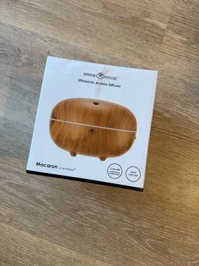 Serene House Macaron Ultrasonic Aroma Diffuser - Wood Grain